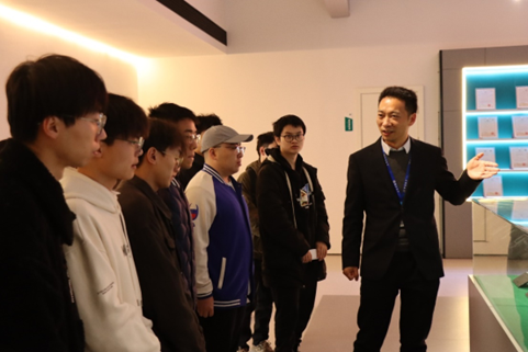 240328 嘉兴大学访问恒业电子乐鱼leyu(中国)稿图1