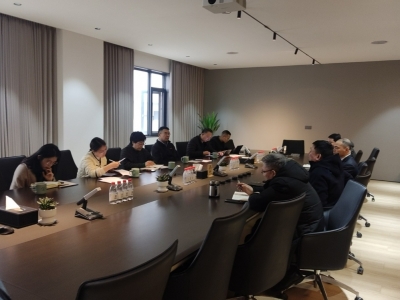 嘉兴市经信局副局长张东阁走访恒业电子